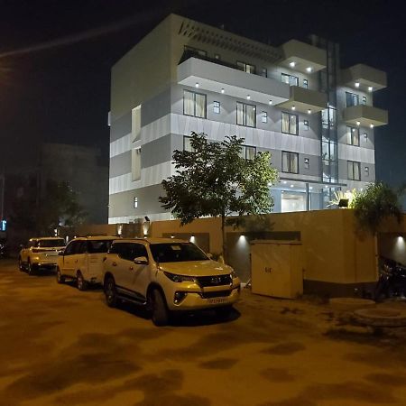 Hotel The Golf 1 Lucknow Exteriör bild